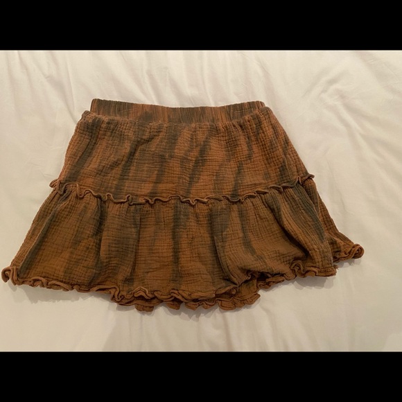 Vestique skirt - peach/ black tie dye 
Size small - Picture 1 of 1